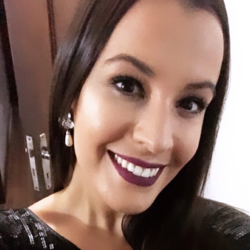 Camila Aragão Profissional de Marketing Político
